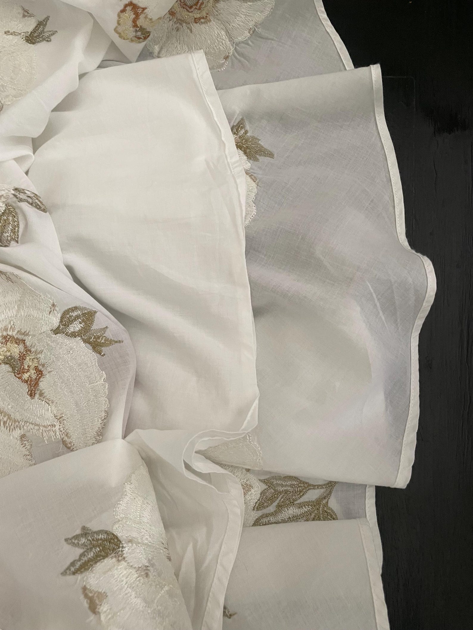 White Knitwear & Floral Skirt 2Pcs