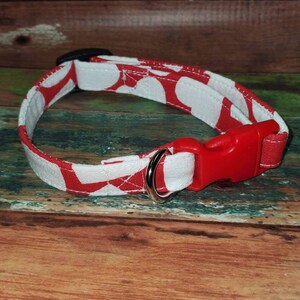 Red with white hearts Valentines collar