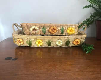 Perfect for Pyrex Dishes and Potlucks Straw Raffia Fun Vintage Piece! Casserole Serving Basket- Retro 1970/'s