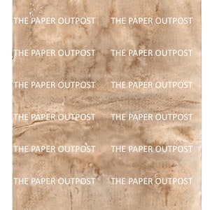 Könnte beinhalten: Nahaufnahme eines strukturierten, braunen Papierhintergrunds mit dem Wort "THE PAPER OUTPOST", das in einem Raster wiederholt wird.