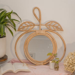 60cm Apple Design Boho Round Rattan Framed Mirror, Natural Hand Woven Wicker, Vintage Handmade Wall Mount Hanging Decor, Hampton Display image 4