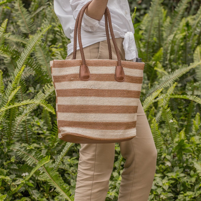 Sustainable Natural Straw Carry Bag, Hand Woven Wicker Basket, Boho Rattan Market Handbag, Beach Handmade Vegan Leather Handle Summer Bags image 6