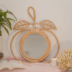 60cm Apple Design Boho Round Rattan Framed Mirror, Natural Hand Woven Wicker, Vintage Handmade Wall Mount Hanging Decor, Hampton Display image 3