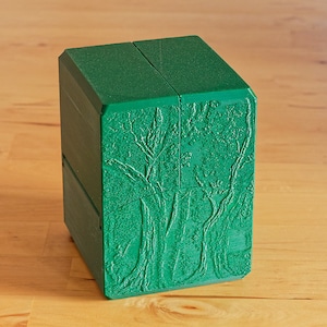 STL files for green 100 card (Commander) geared deck box with magnetic latch.