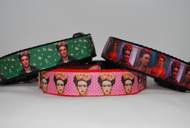 frida dog collar