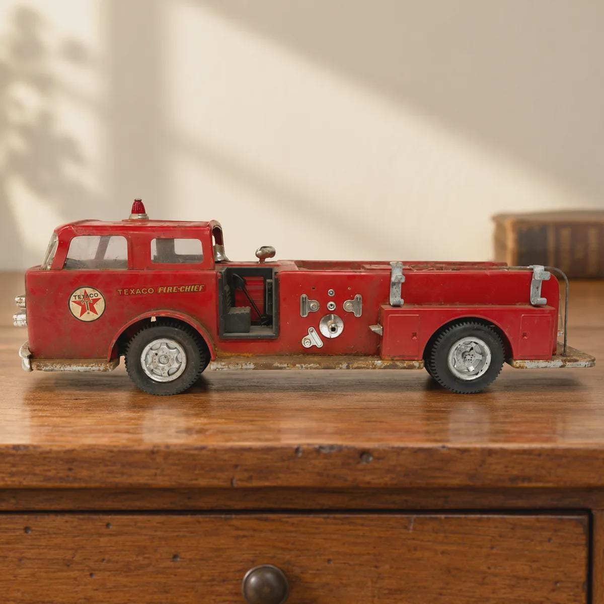 Fire chief tin car - Etsy 日本