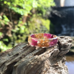 Red rose petals flower resin ring, nature resin ring, resin ring, best friend rings, engagment rings