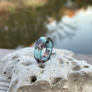 Night sky resin ring, blue resin ring, couple ring set, wood resin jewelry, epoxy resin ring, engagment rings
