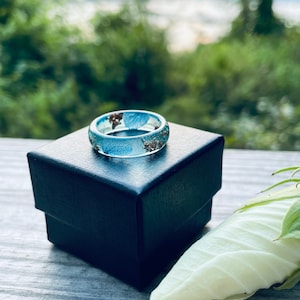 Flower resin rings, blue resin ring, resin ring