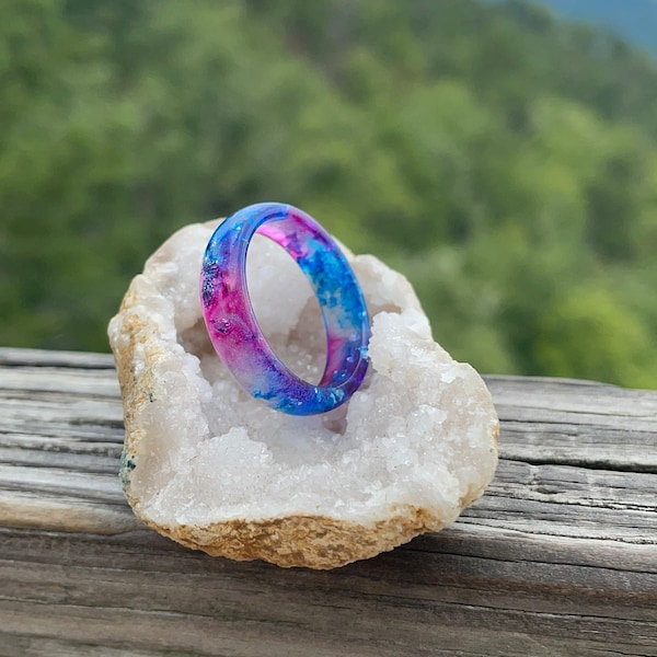 Blue resin ring, iridescent ring, astronomy gifts, clear resin rings, couple ring set