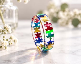 Autism Acceptance Resin Ring, Rainbow Puzzle Piece Band, Clear Epoxy Jewelry, Neurodiversity Support Gift, Autism Mom Family Keepsake