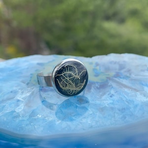 Nature resin ring, dried flower ring, pressed flower ring, birth flower ring