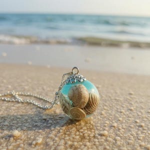 Ocean Resin Resin Kugel-Halskette: Muscheln & blaue Tinte, Sterling Silber Kette