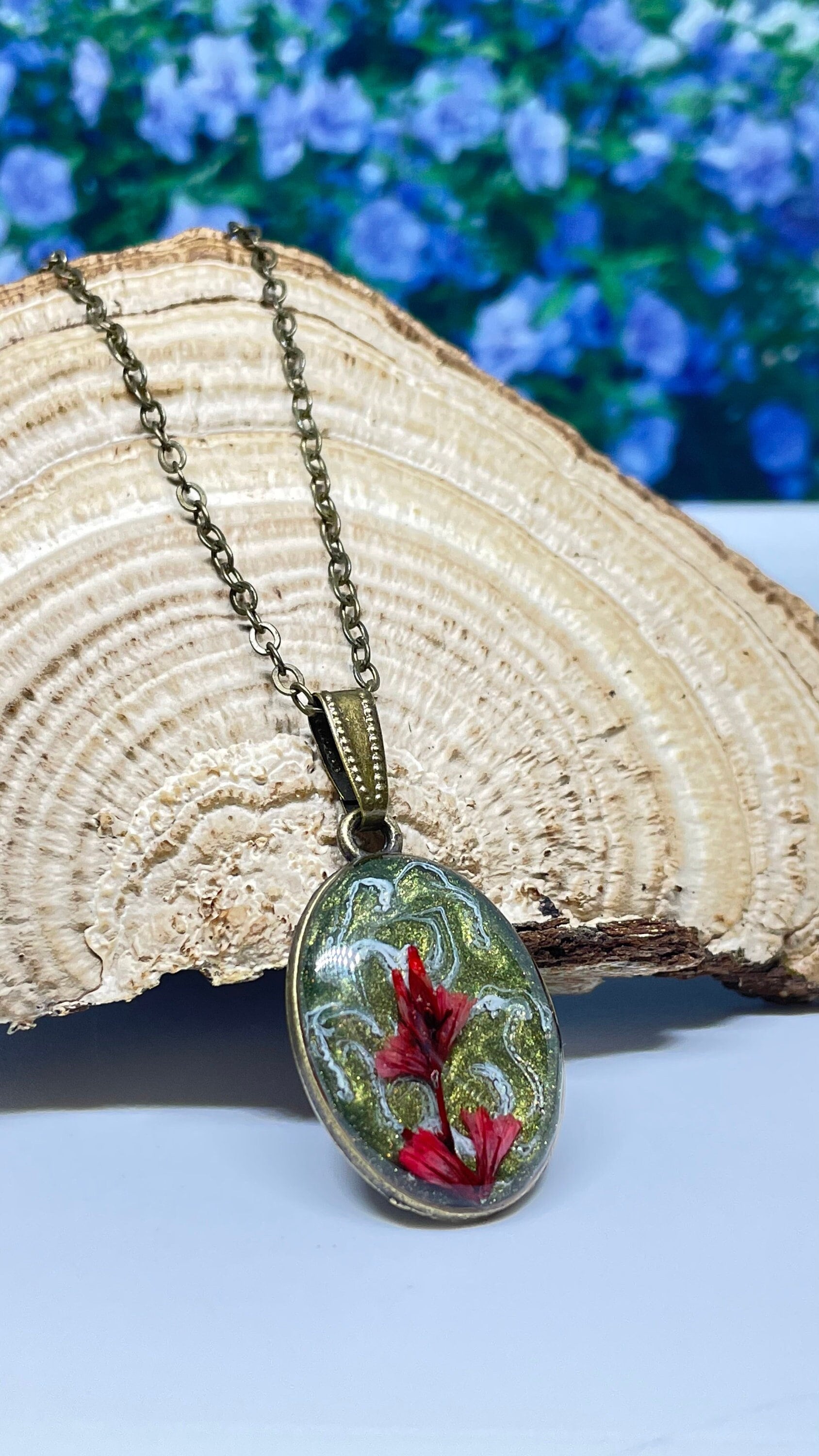 Epoxy Resin Flower Pendant: Bronze Oval Bezel, Red Dried Flowers