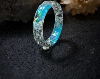 Iridescent Blue Resin Ring with Silver Flakes – Faceted Stacking Band (4mm)