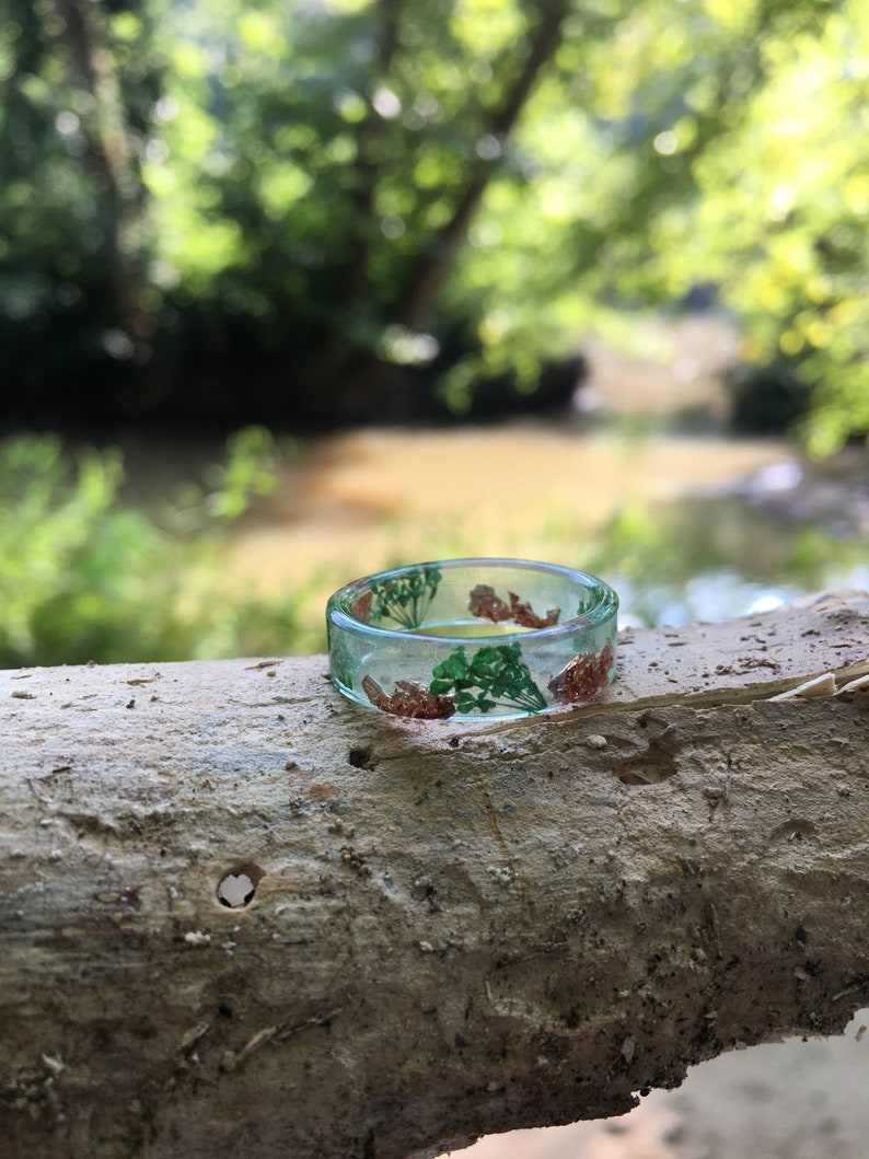 Handcrafted Green Flower Resin Ring With Copper Flake - Etsy