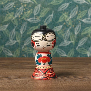 Dogu kokeshi doll, 9.5cm / 3.74inch in height, made by Muchihide ABO 1950, Tsugaru style craftsman, Japanese wooden kokeshi doll image 1