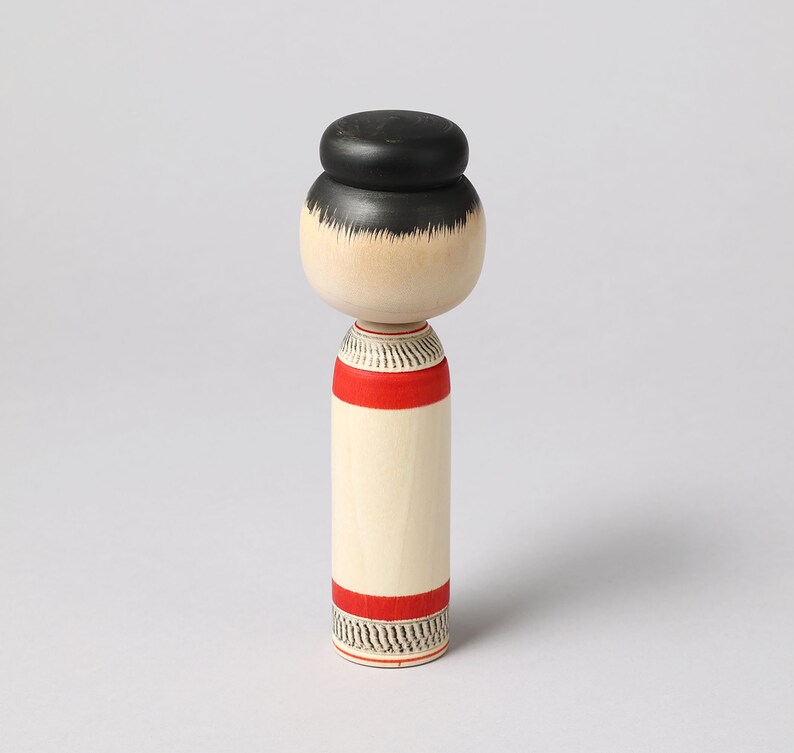 Daruma-e kokeshi doll, Yakubarai, 15.5cm / 6.10inch in height, by Yoshio Ogasawara 1936, Japanese wooden kokeshi doll image 5