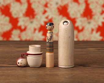 Hanko kokeshi doll, 8.8cm / 3.46inch in height, made by Seiko SATO (1947-), Japanese wooden kokeshi doll