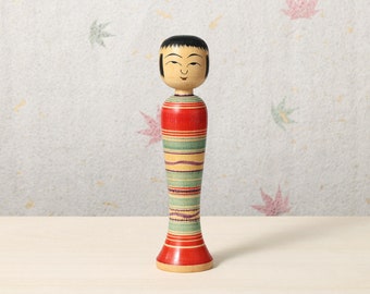 1970's vintage Hijiori style kokeshi doll, 21cm / 8.26inch in height, by Bunikichi SATO (1922-2008), Japanese wooden kokeshi doll
