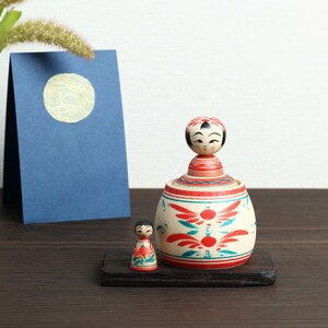 Ejiko pot with a mini kokeshi doll, 9.4cm / 3.7inch in height, made by Teruyuki Hiraga, Sakunami style kokeshi craftsman image 1