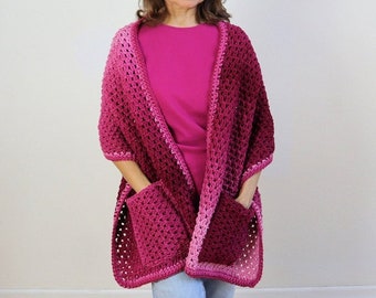 PATTERN for the EASIEST Crochet Pocket Shawl perfect for crochet beginners! Simple stitch results in beautiful, lightweight crochet wrap.