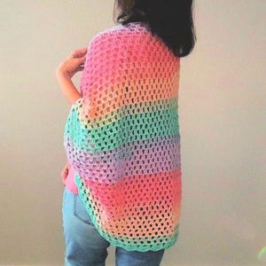 MODELLO per coprispalle all'uncinetto. Coprispalle a rete all'uncinetto con bordo smerlato. Leggero. Modello FACILE, ideale per progetti all'uncinetto per principianti! Coprispalle estivo.