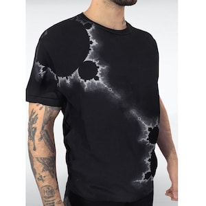 Fractaal overhemd voor heren, zwart, geometrische laserprint, nerd tech biologisch katoen, techno clubwear, handbedrukt Berlijn