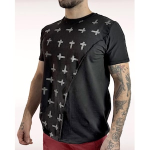 Camiseta de diseño de Berlín con cruces mexicanas para hombre, negra, para hombre, gótica, cibernética, cibergótica, industrial, distópica, ola, punk, cruz negra