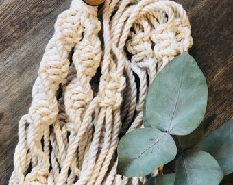 Support suspendu de plante de Macrame, cintre naturel de plante de boho, usines intérieures, planteur suspendu extérieur, cadeau de réchauffement de maison, support de pot de boho,