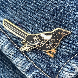 Australian Magpie Enamel Pin | Enamel Pin | Hard Enamel Pin | Pin Brooch | Lapel Pin | Magpie | Bird Gifts | Birds | Native Birds | Bird Pin