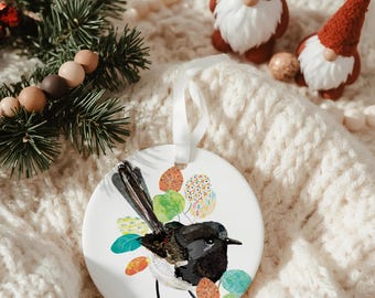Enfeite de cerâmica Willie Wagtail | Decoração de pássaro australiano impressa à mão