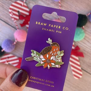 Christmas Robin | Enamel Pin | Hard Enamel Pin | Brooch | Lapel Pin | Robin | Mistletoe | Christmas Gifts | Stocking Filler | Pin Collector