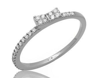 Mini anello con fiocco in oro 14k, anello con fiocco delicato, anello minimalista, anello di promessa, anello impilabile, regalo per lei, regalo di San Valentino