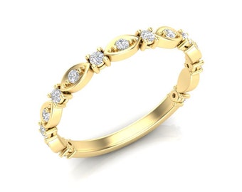 Graziosa fascia rotonda Marquise disponibile in oro rosa 14k e 18k