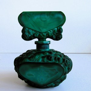 Vintage Art Deco Czech/Bohemian Jade Malachite Glass Perfume Bottle 1930s Schlevogt Hoffman Ingrid