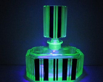 Vanity SET Antique/ Vintage Bohemian Art Deco URANIUM Cut Glass Perfume bottle Atomizer 1930s