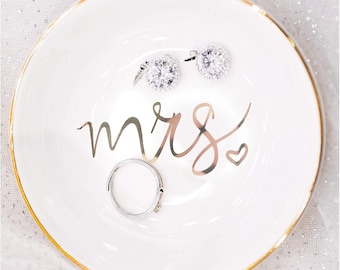 Mrs. Ring Dish/Jewelry Plate | Wedding Trinket Tray |  Handmade Jewelry Plate  | Marble Design Ring Dish