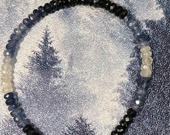 Bracelet en saphir naturel ombré : fermoir en plaqué or, pierre de naissance en septembre