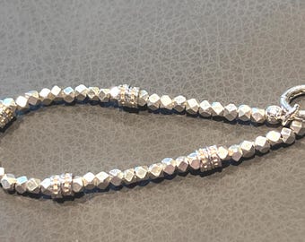 Bracelet de perles en argent Karen Hill Tribe : fermoir en argent sterling fait main