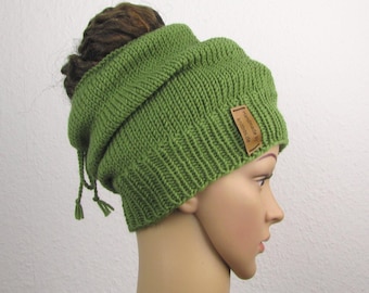 Beanie with opening