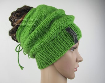 Beanie with opening