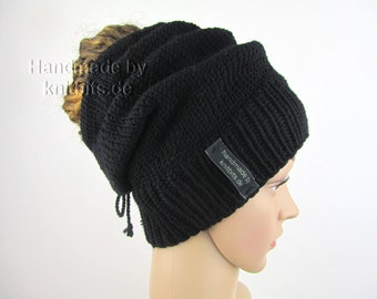 Beanie with opening