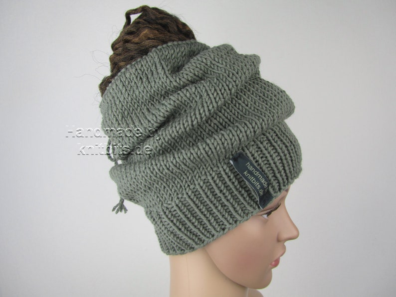 Beanie with opening image 1