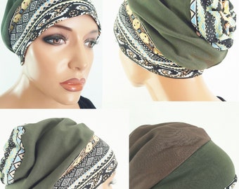 Bonnet de luxe pour femme, bonnet à pompon, vert olive foncé, jersey coloré, chimio, alopécie au lieu d'une perruque