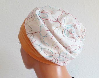 Casquette gavroche d'été pour femme béret turban fleurs ocre blanches brodées casquette chimio 100% coton au lieu de perruque perte de cheveux