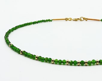 Gemstone necklace, chromium diopside with gold-plated silver