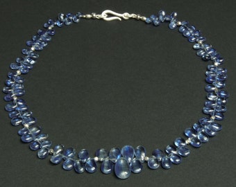 Chain, kyanite-"water droplets"