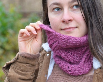 Kragenschal Cowl Strickschal Lochmuster Lace Loop