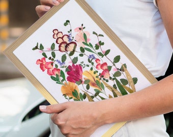 Pressed and dried flowers and grasses in the frame, Real wildflowers wall art, Handmade and unique flower decor, Oshibana art, Gift for her